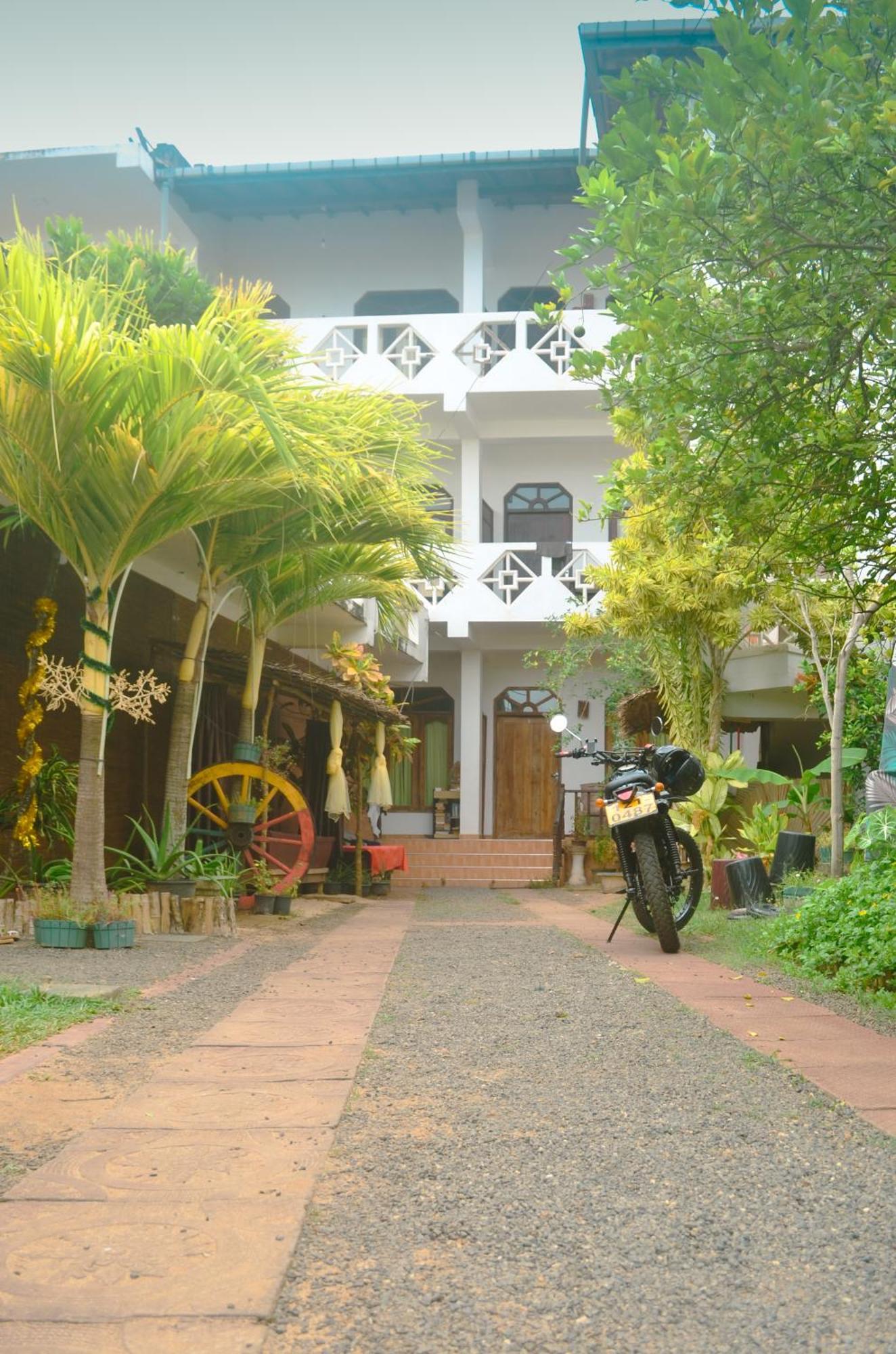 Glow Accommadation แทนกาลเล ภายนอก รูปภาพ